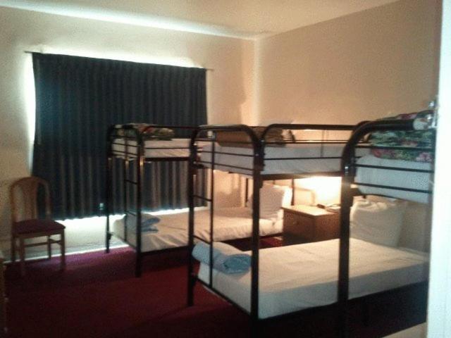 Collins Avenue Hostel Miami Beach Room photo